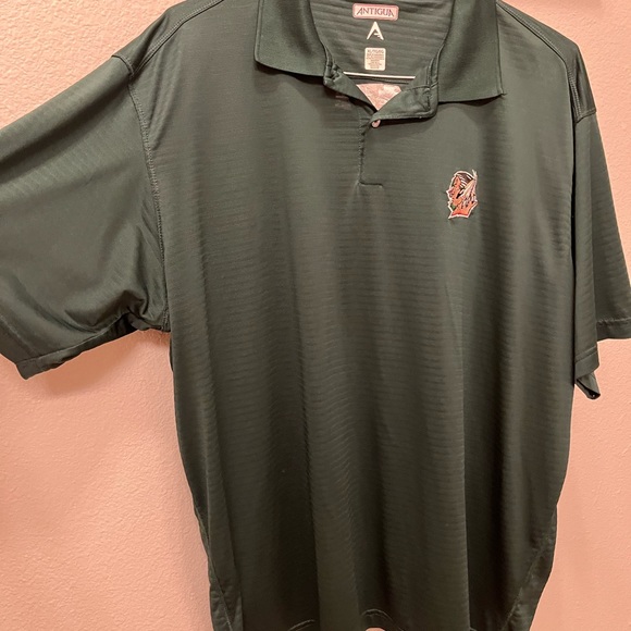 Green polo shirt with Fighting Sioux logo - University of North Dakota. XL - Picture 2 of 2